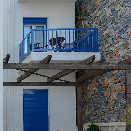 Cretan Muses Traditional *